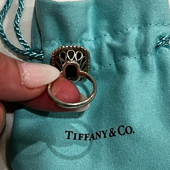 Authentic Tiffany & Co.Onyx Ring Ziegfeld, Sz 5 - Picture 4 of 10